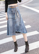 Art Hellblauer asymmetrischer Patchwork-Jeansrock mit hoher Taille